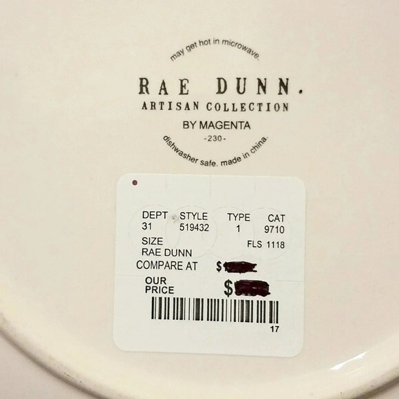 Rae Dunn Set of 2 Holiday Dessert Plates - Picture 3 of 3